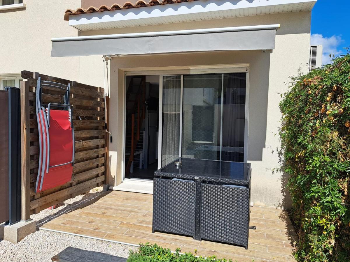Charmant Studio Avec Mezzanine Et Terrasse Saint-Aunes Exterior foto